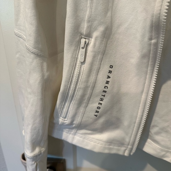 Lululemon Define Jacket White Size 8 Orangetheory Fitness Limited Edition - Picture 5 of 5